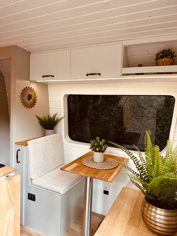 Camper Ausbau Detail 7